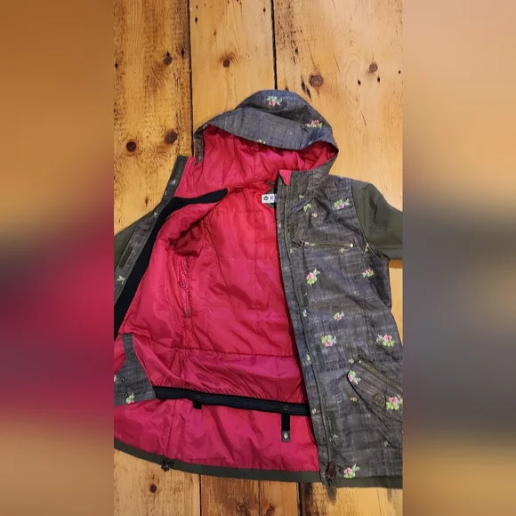 Roxy ski jacket - Picture 4 of 5